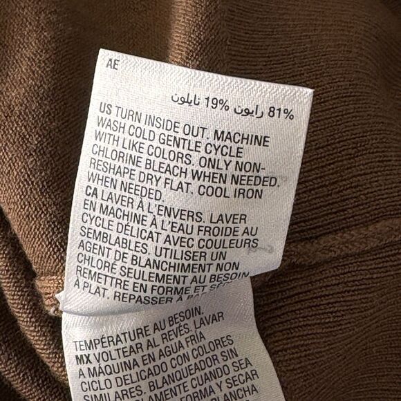 JM Collection Medium Sweater V-Neck Long Sleeve Stretch TIght-Knit Brown New - Picture 7 of 7